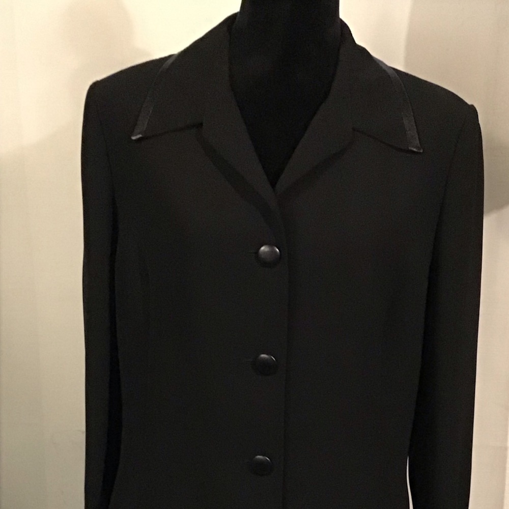 Suit jacket by Le Suit.
